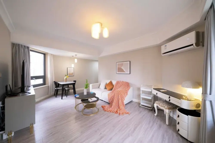 1 Bedroom Superior Apartment with city view
