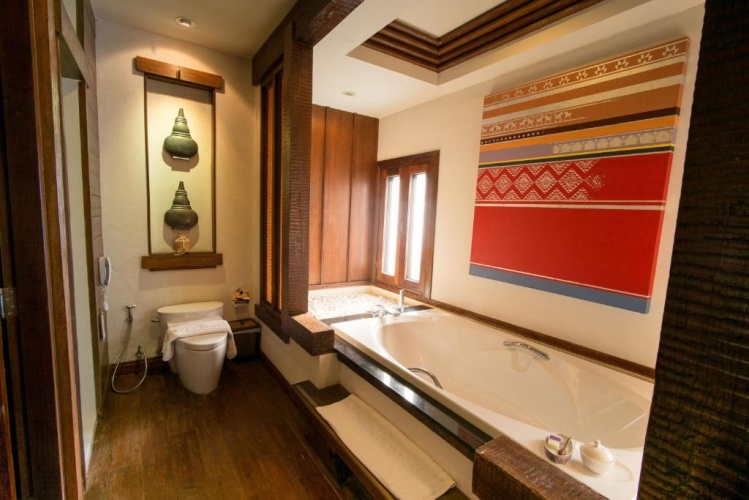 Junior Suite with balcony and with view