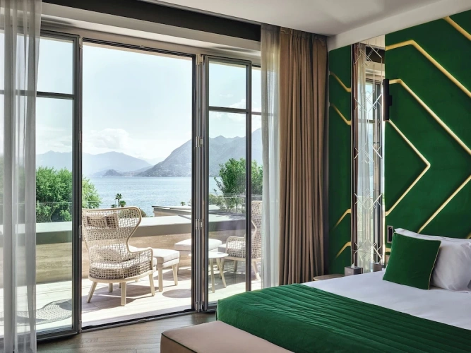 Suite with balcony