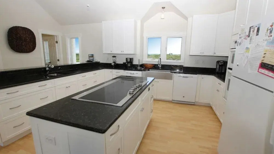 Treasure Island - 7 Br Home