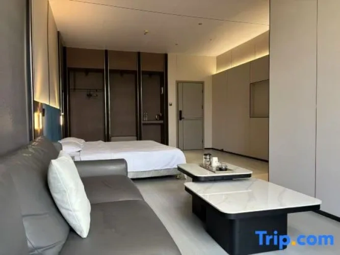 Deluxe Double Suite