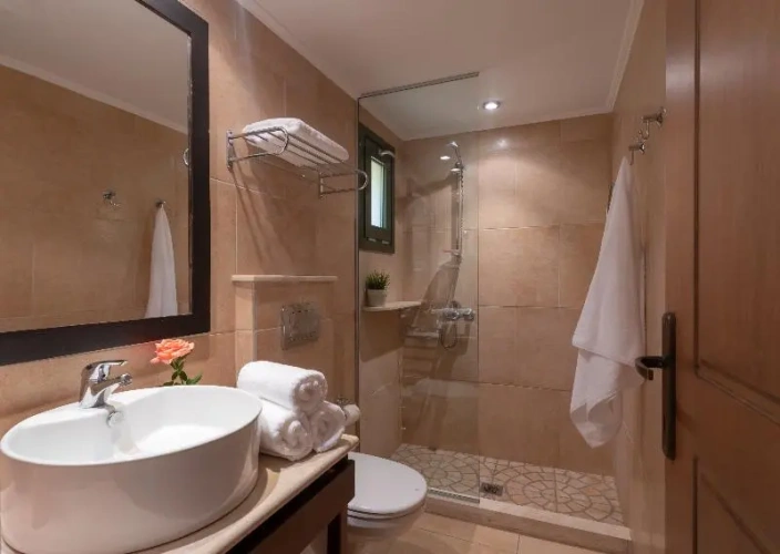 1 Bedroom Apartment with balcony and with sea view