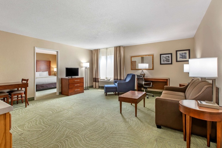 Double Suite