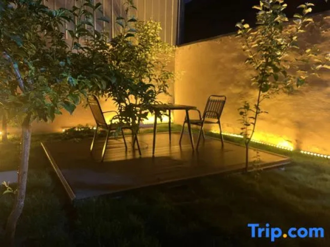 Yining Fengqiao Homestay