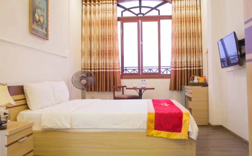 Canh Hung Hotel