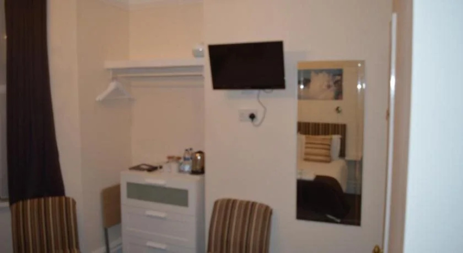 Brierley Guest House
