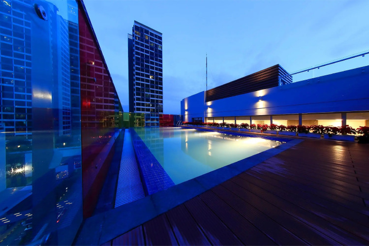 AURORA WESTERN VILLAGE Over view