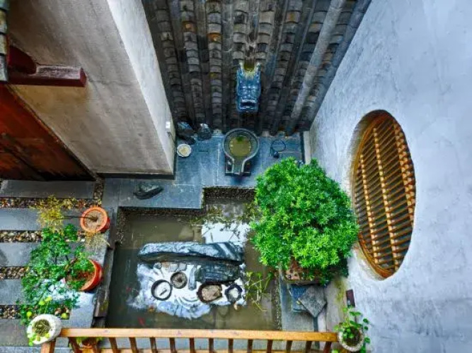 Bushe Wenyue Guesthouse