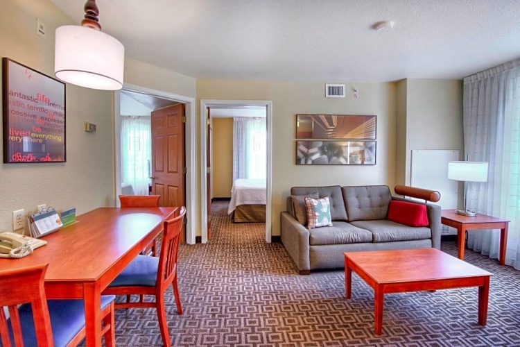 2 Bedrooms Quadruple Suite