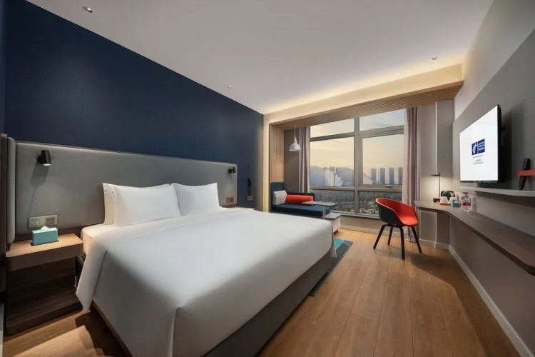 Holiday Inn Express Beihai Silver Beach
