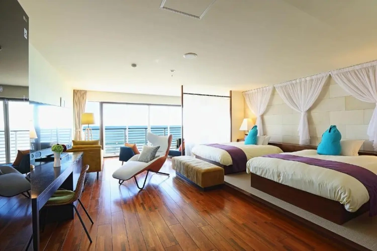 Deluxe Twin room with sea view