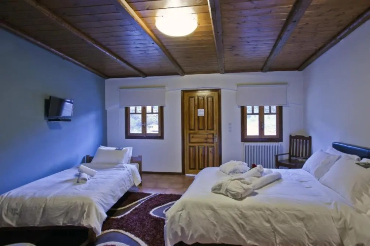 Superior Quadruple room with balcony and with view
