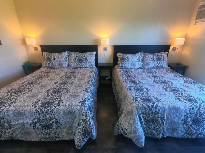 Deluxe Quadruple room with balcony and with lake view