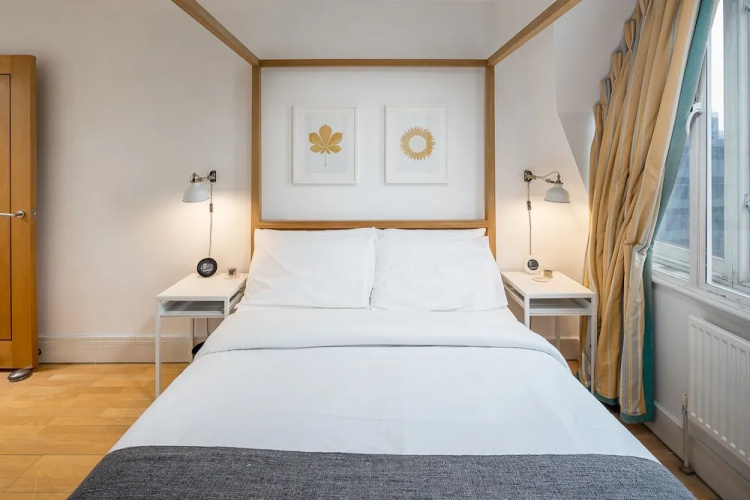 1 Bedroom Penthouse in Farringdon