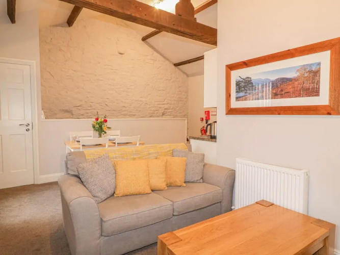 The Mews Apartment
