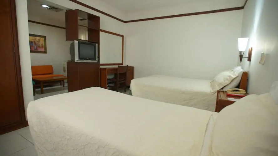 Hotel Bachue Girardot
