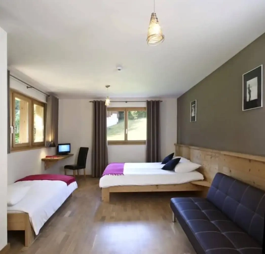 Standard Triple room with balcony