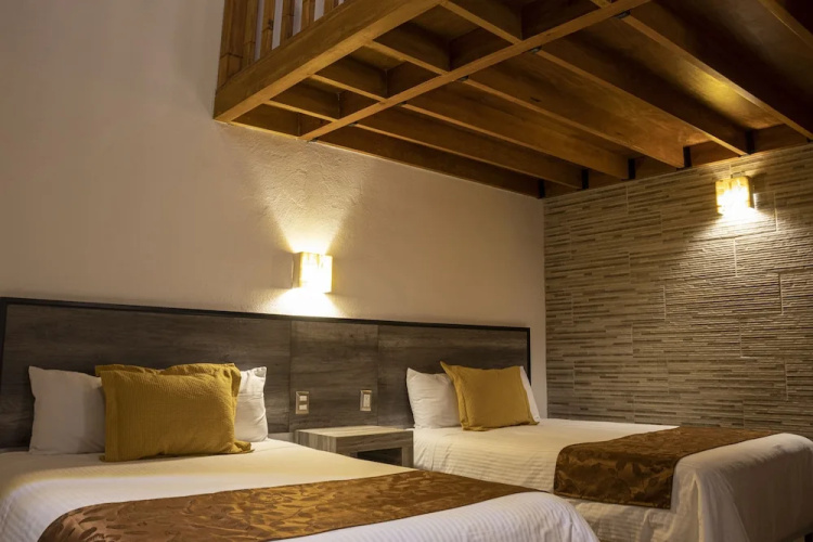 Hotel Don Carlos