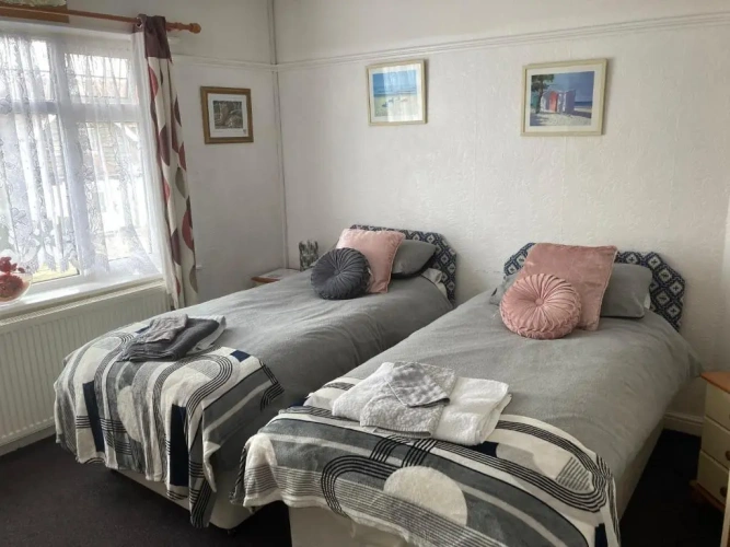 Economy Twin room