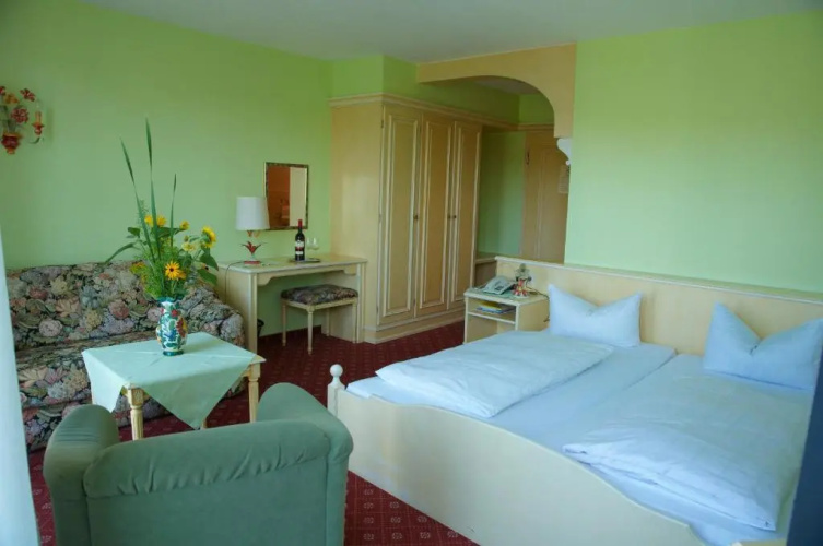 Hotel & Restaurant KRONE