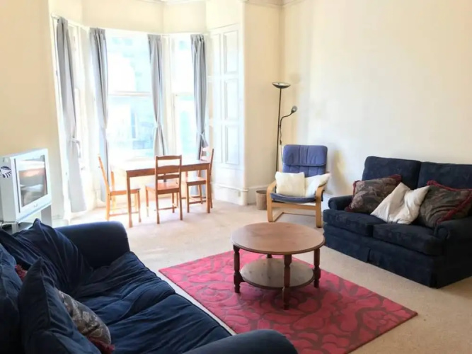 Central Marchmont 3 Bedroom Flat