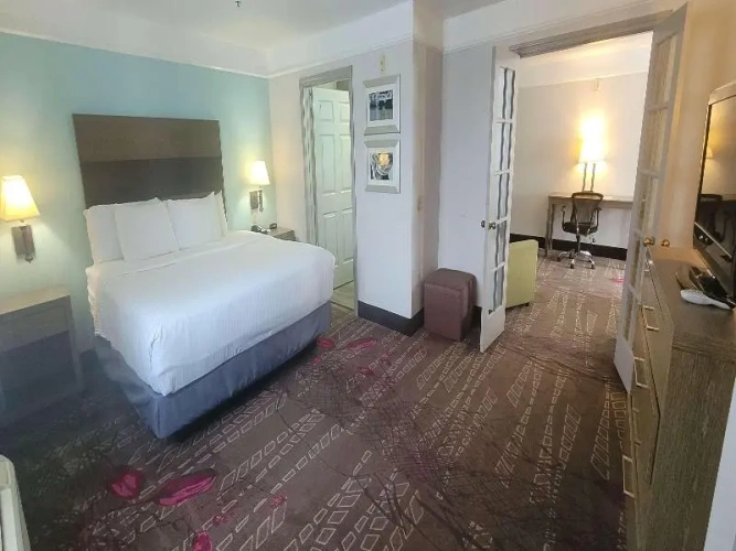 Quadruple Suite