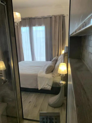 Luxury Suite