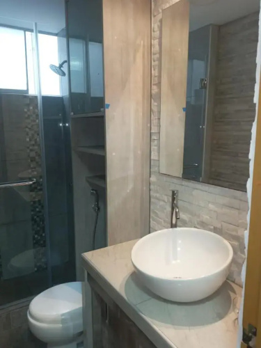 Dpto entero, 2do piso, ascensor, jacuzzi y cochera