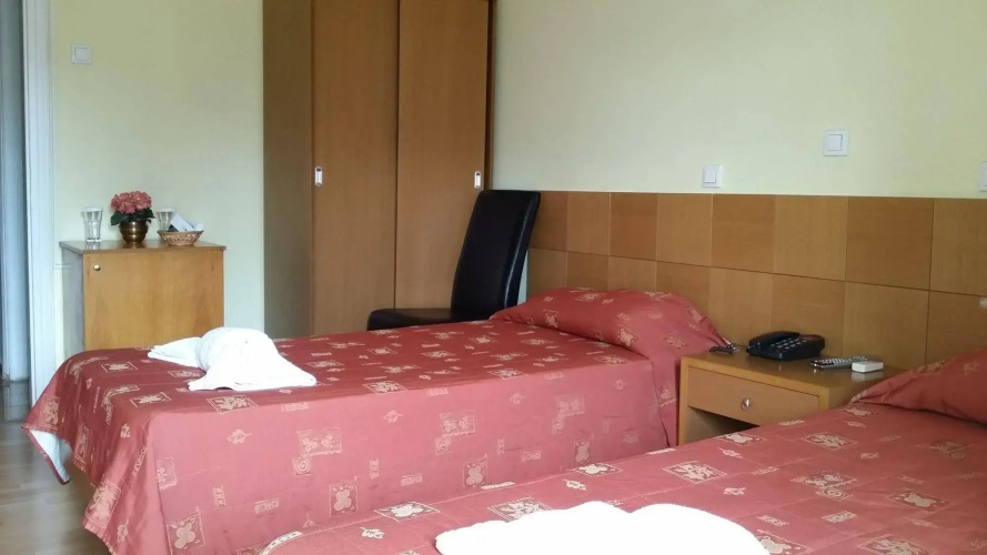 Aristoteles Hotel