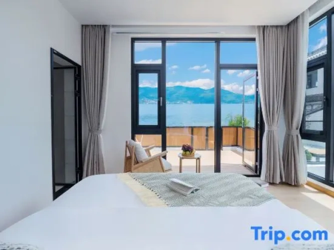 Family Suite with balcony and with sea view