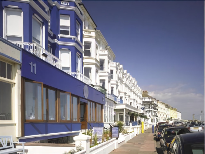 Waterside Boutique Hotel