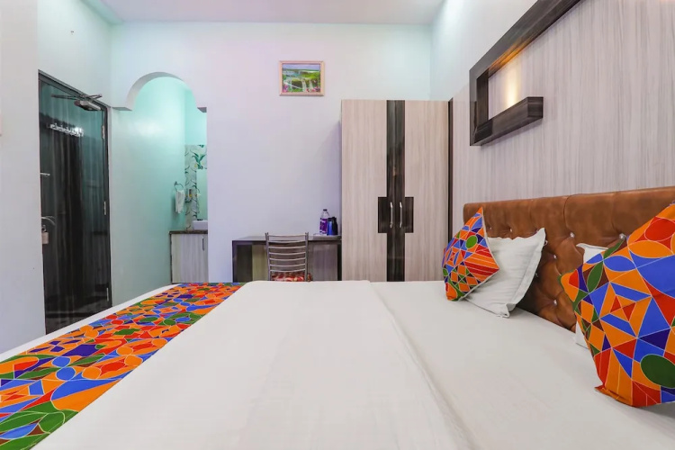 FabHotel Lumbini International