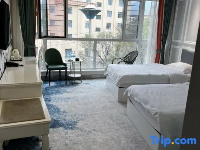 Premier Twin room