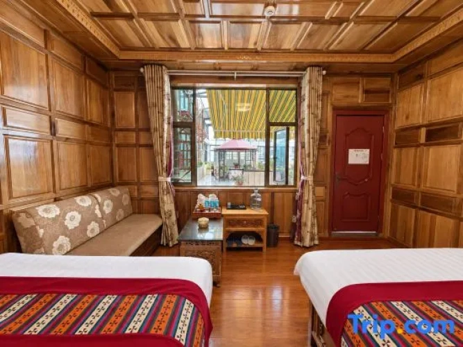 Standard Twin Family room