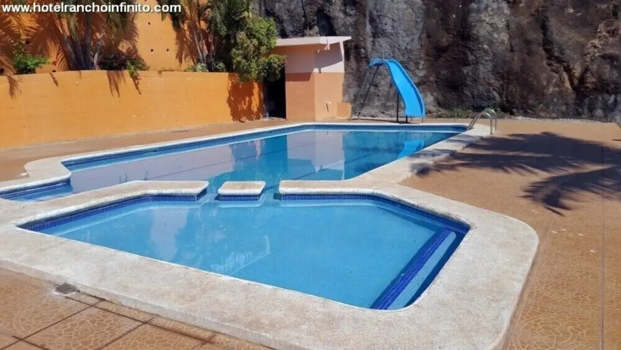 Hotel Rancho Infinito