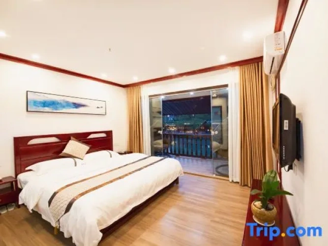 Standard Double room with balcony and with river view
