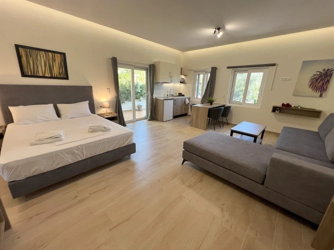 Comfort Quadruple room with balcony and with mountain view