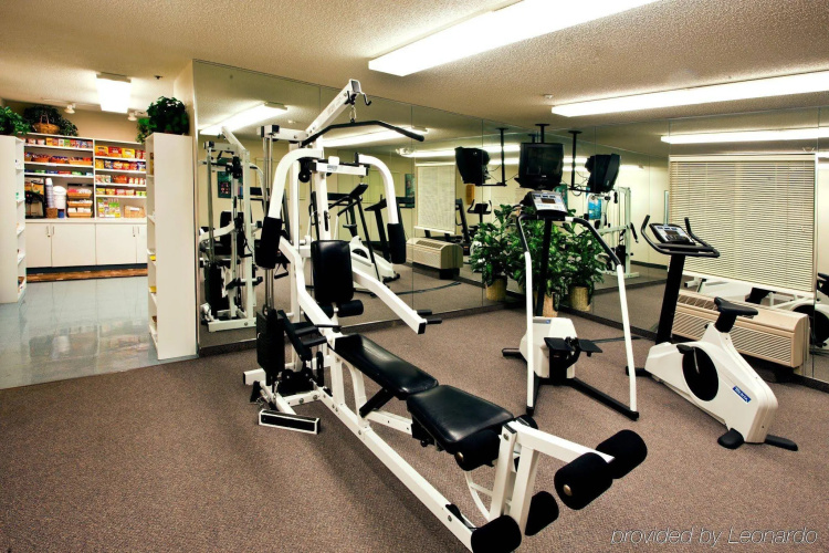 Sonesta Simply Suites Detroit Troy photo 18