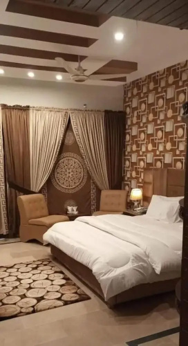 Madcrew Lodge