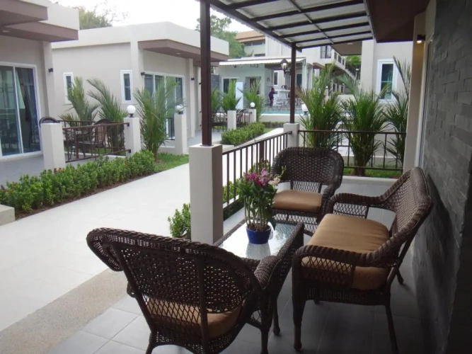 2 Bedrooms Cottage