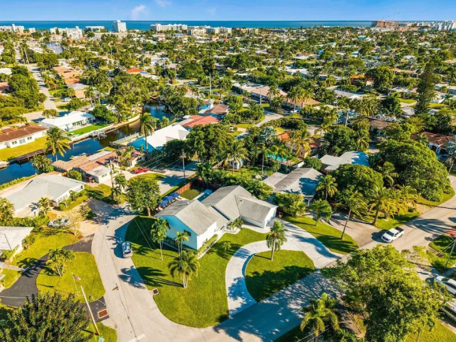 Spacious 6BR Beach Getaway w/ Heated Pool