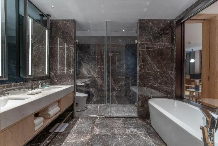 1 Bedroom Single Suite