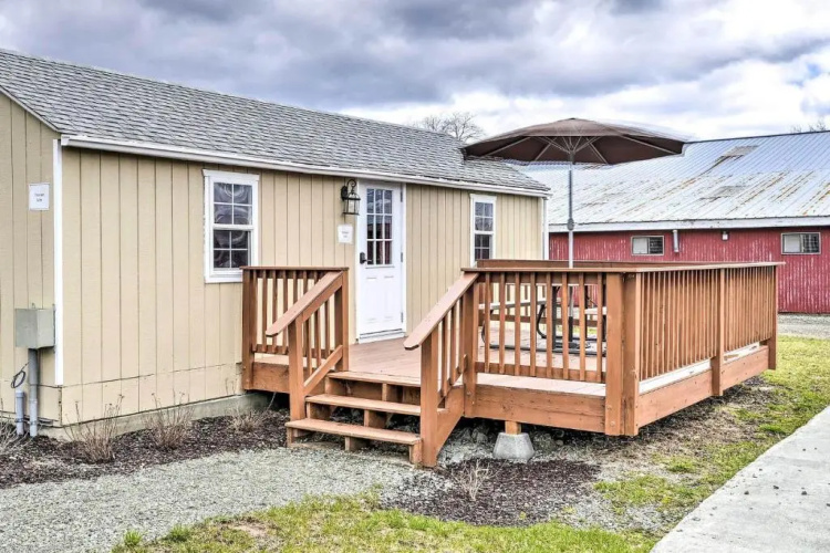 Equestrian House: Suites