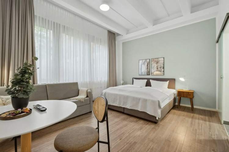 Limehome Munich Fritz-Erler Str.