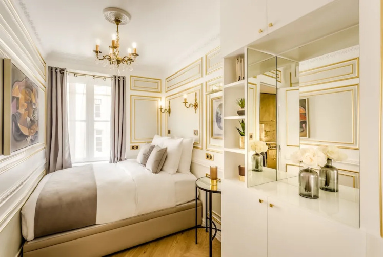 Luxury 6Bdr 5Bth Heritage Building - Louvre View