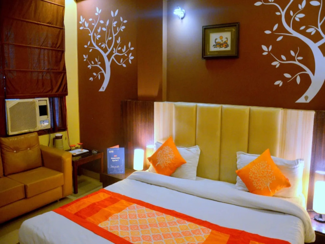 OYO 2046 President Hotel
