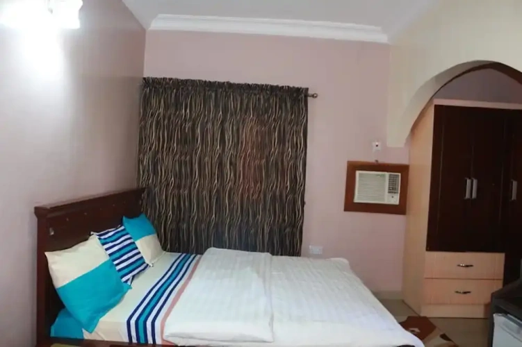 Royal room