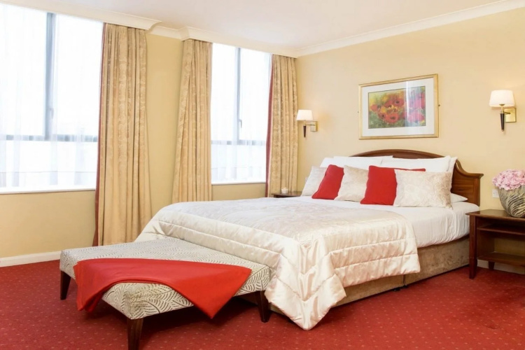 Victoria Hotel