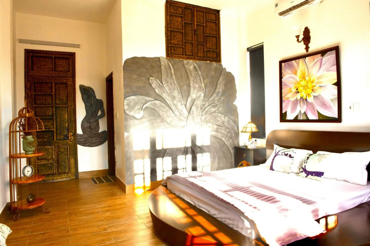 Hello Villa & Spa