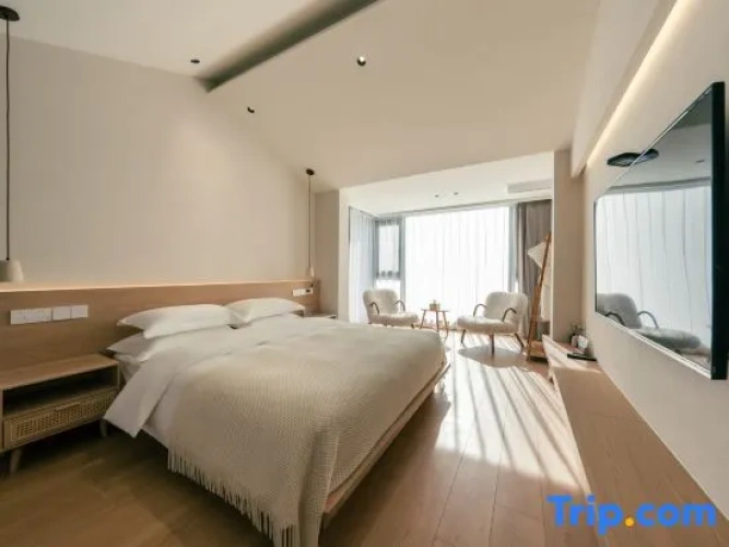 Standard Double room with view